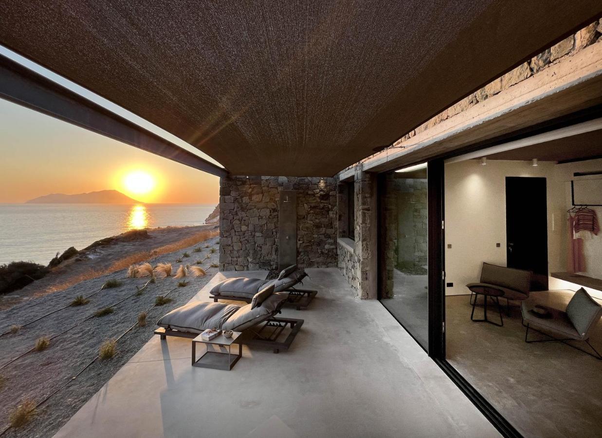 Echoes Milos Plaka  Exterior foto