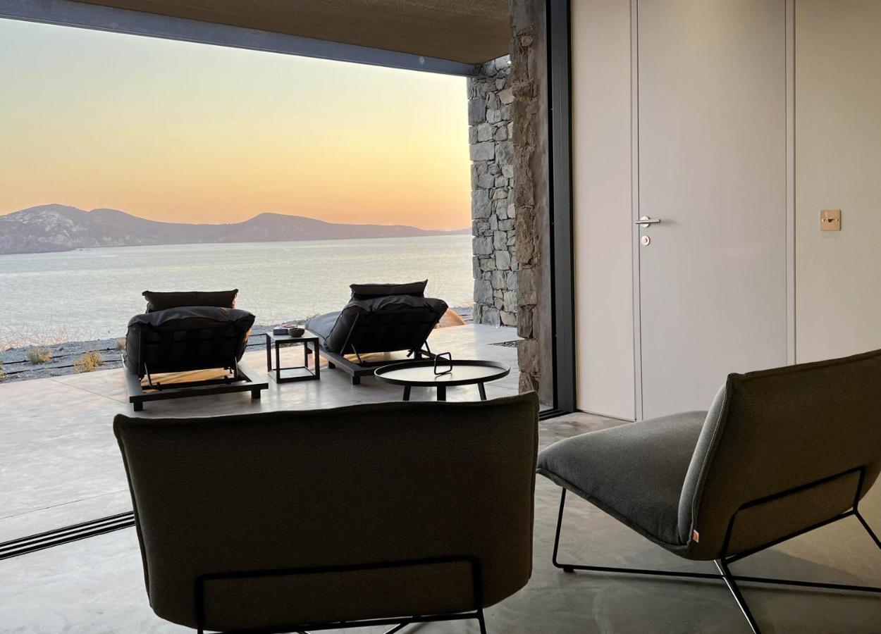 Echoes Milos Plaka  Exterior foto